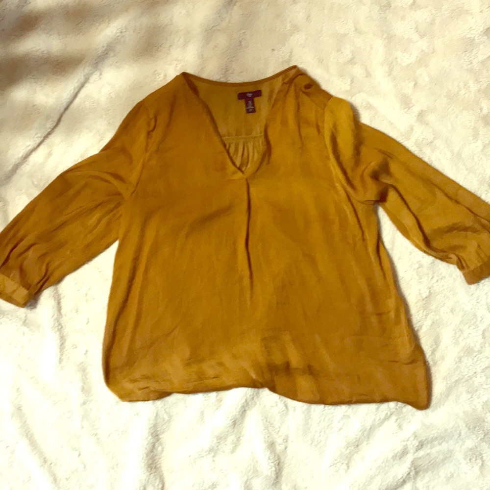 Gap Gold colored top size M